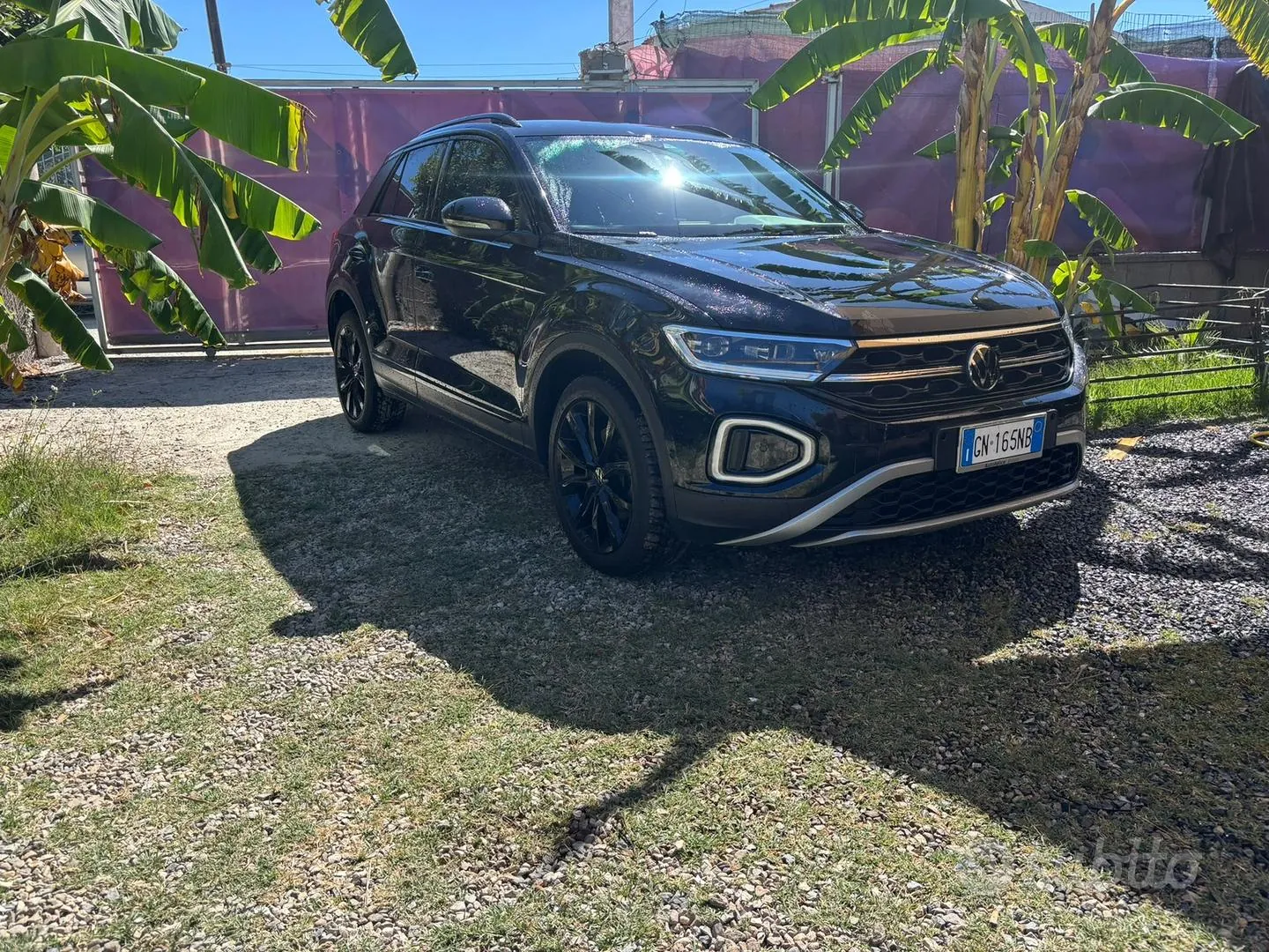 Volkswagen T-Roc 2023 photo 2