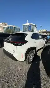 Toyota Yaris Cross 2024 photo 4