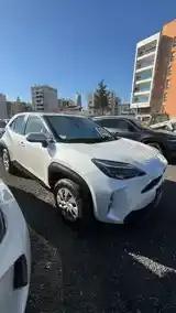 Toyota Yaris Cross 2024 photo 2