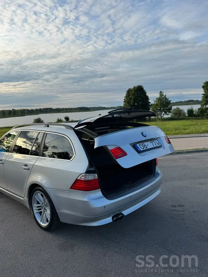 BMW 530 2007 photo 2