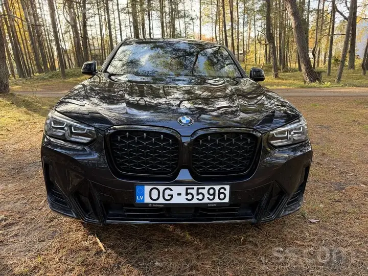 BMW X4 2025 photo 2