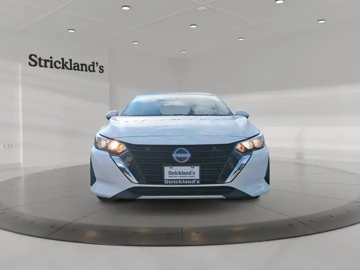 Nissan Sentra 2025 photo 2