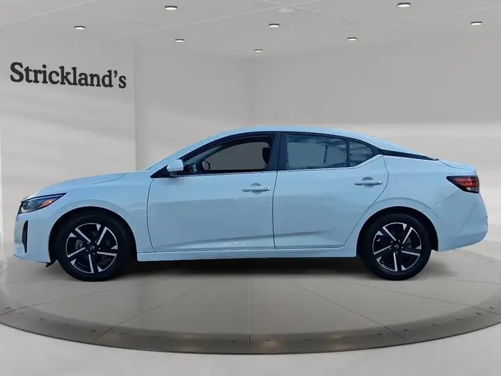 Nissan Sentra 2025 photo 5