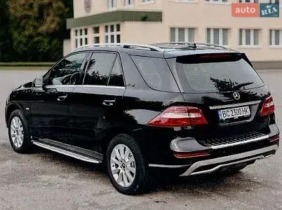 Mercedes-Benz M-Class 2012 photo 4