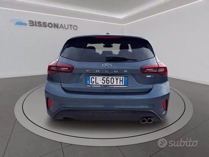 Ford Focus 2022 photo 3