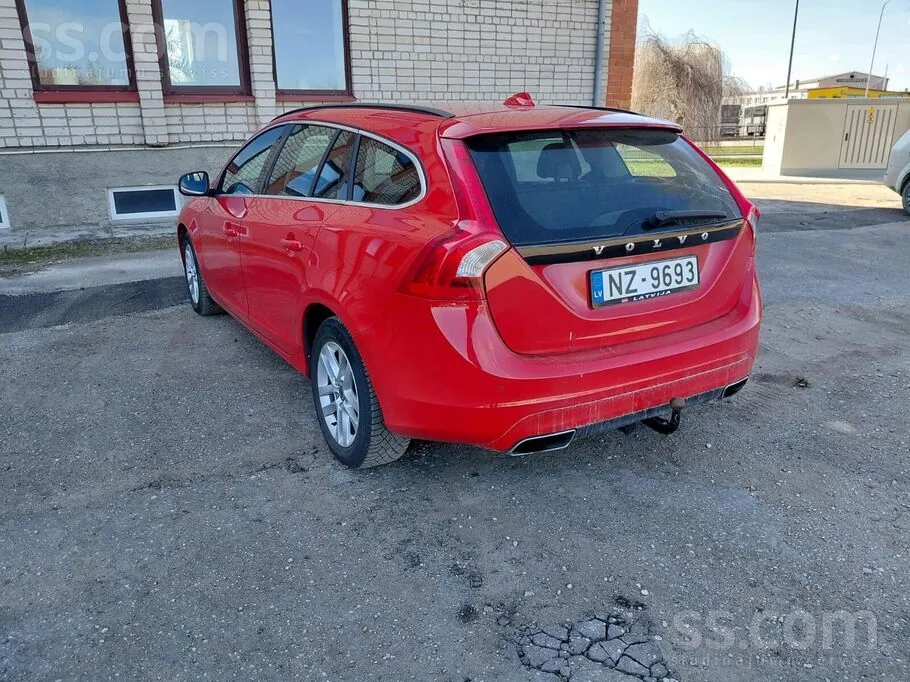 Volvo V60 2014 photo 5