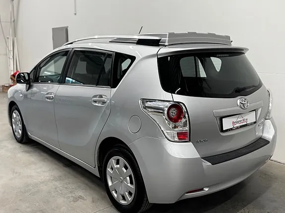 Toyota Verso 2010 photo 5
