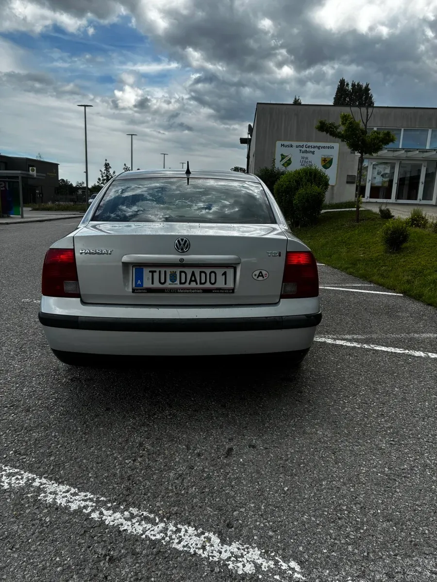 Volkswagen Passat 1998 photo 3