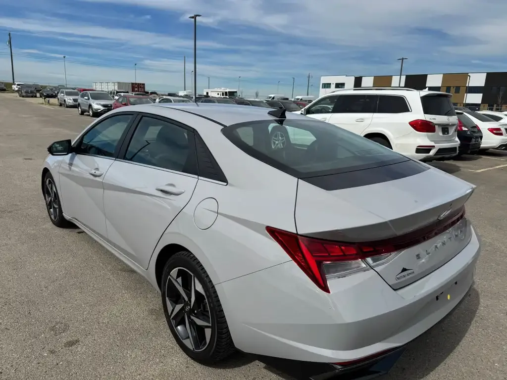 Hyundai Elantra 2021 photo 4