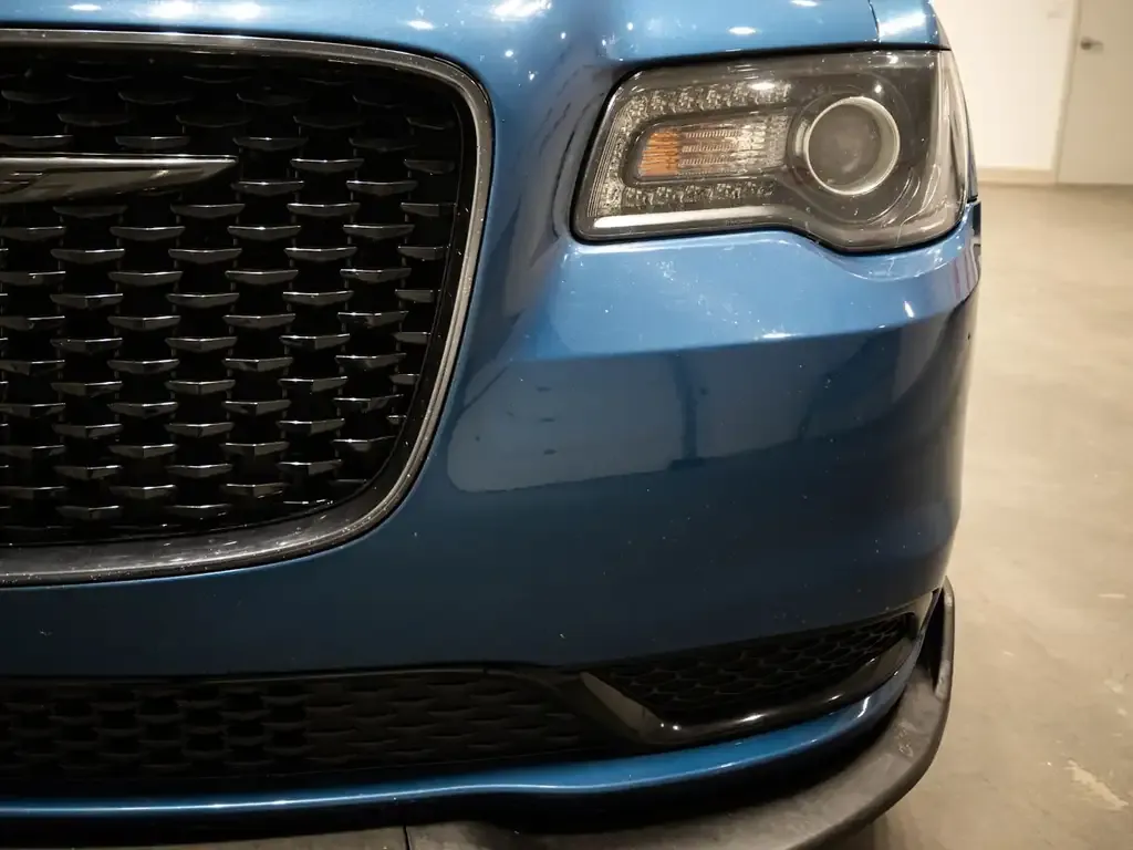 Chrysler 300 2022 photo 4