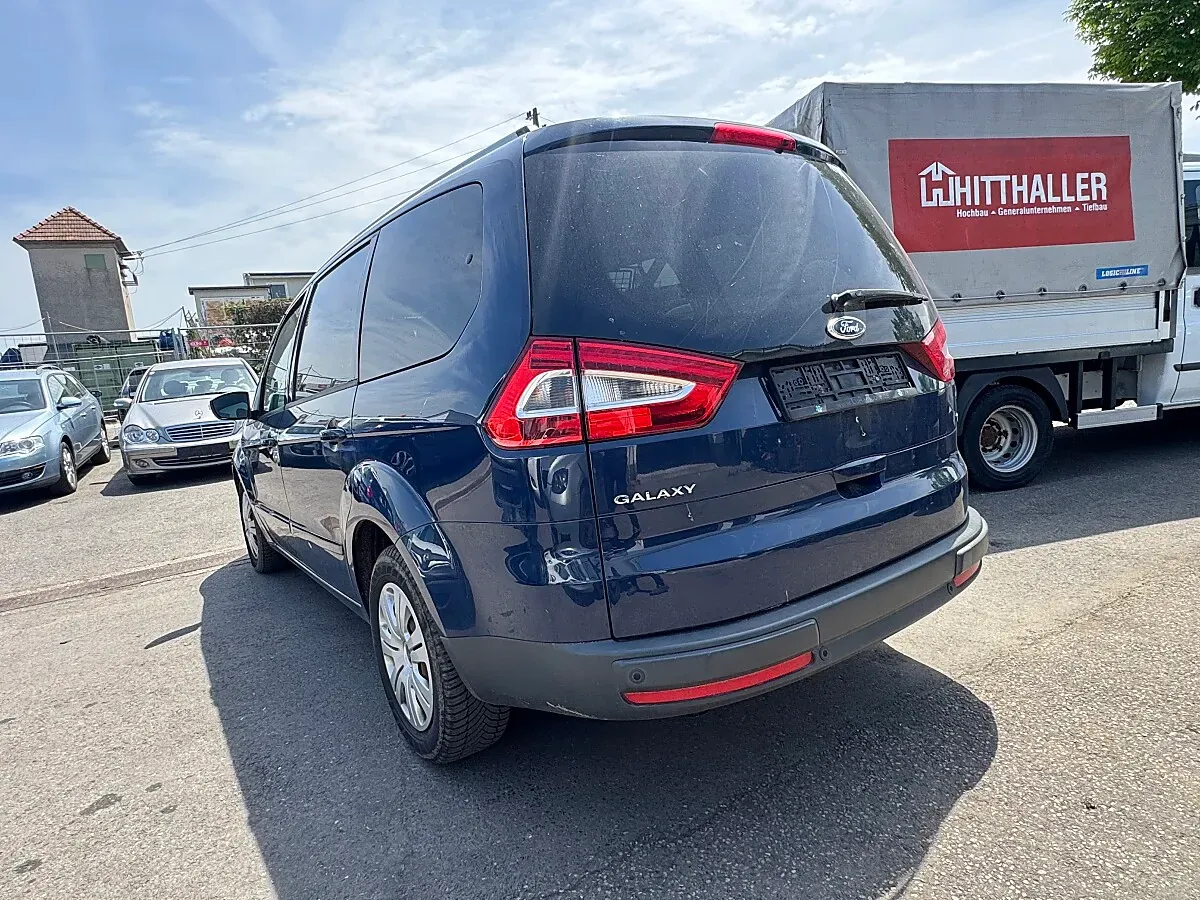 Ford Galaxy 2014 photo 4