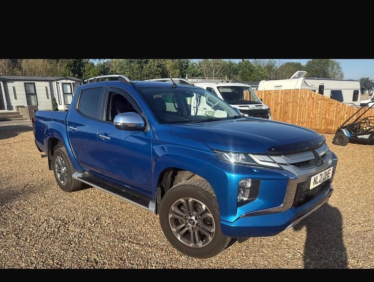 Mitsubishi L200 2021 photo 3