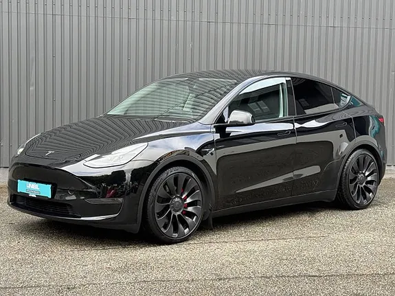 Tesla Model Y 2023 photo 3