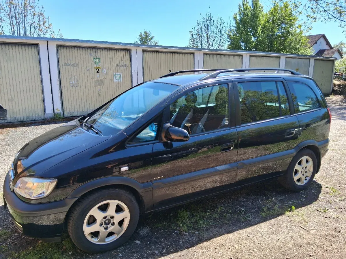 Opel Zafira 2004 photo 3
