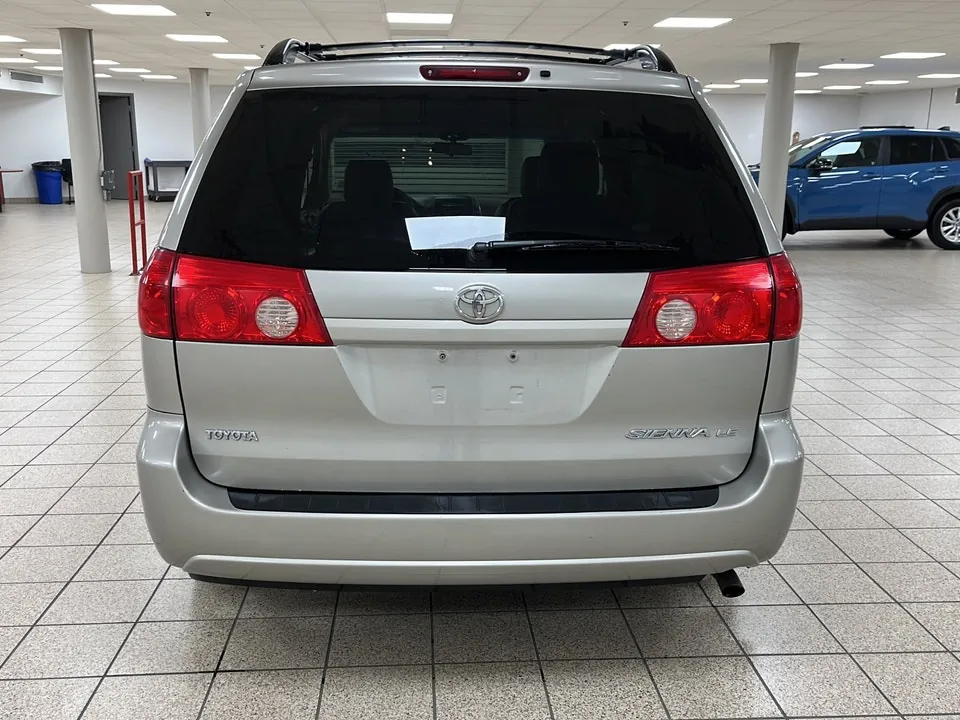 Toyota Sienna 2007 photo 5