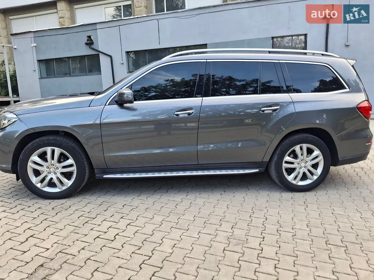 Mercedes-Benz Gls-Class 2016 photo 4