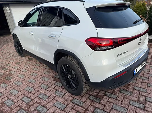 Mercedes-Benz Eqa 2023 photo 5