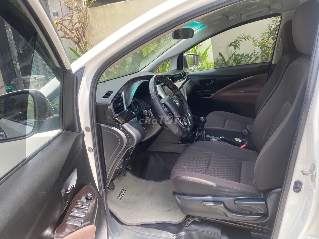 Toyota Innova 2022 photo 4