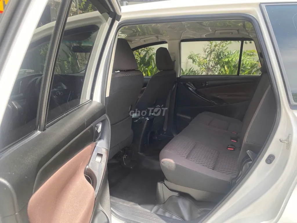 Toyota Innova 2022 photo 5
