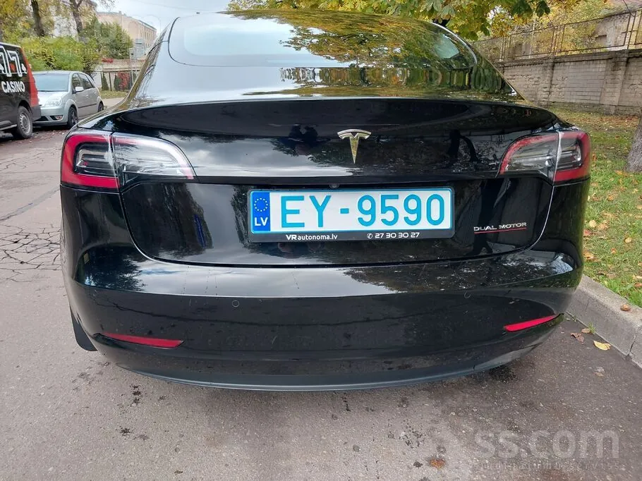 Tesla Model 3 2019 photo 3