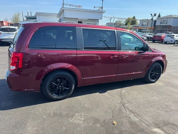 Dodge Grand Caravan 2020 photo 4