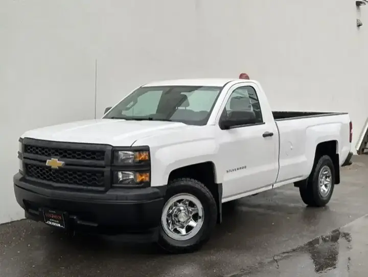 Chevrolet Silverado 1500 2015 photo 2