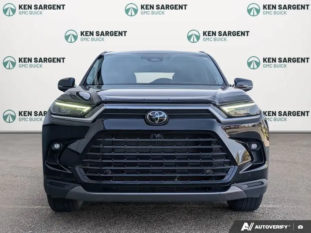 Toyota Grand Highlander 2024 photo 3