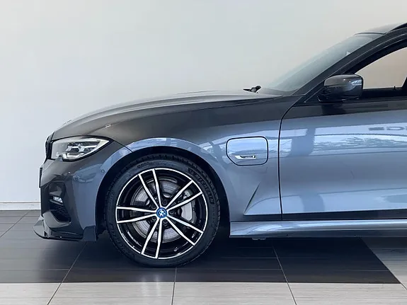 BMW 330E 2022 photo 5