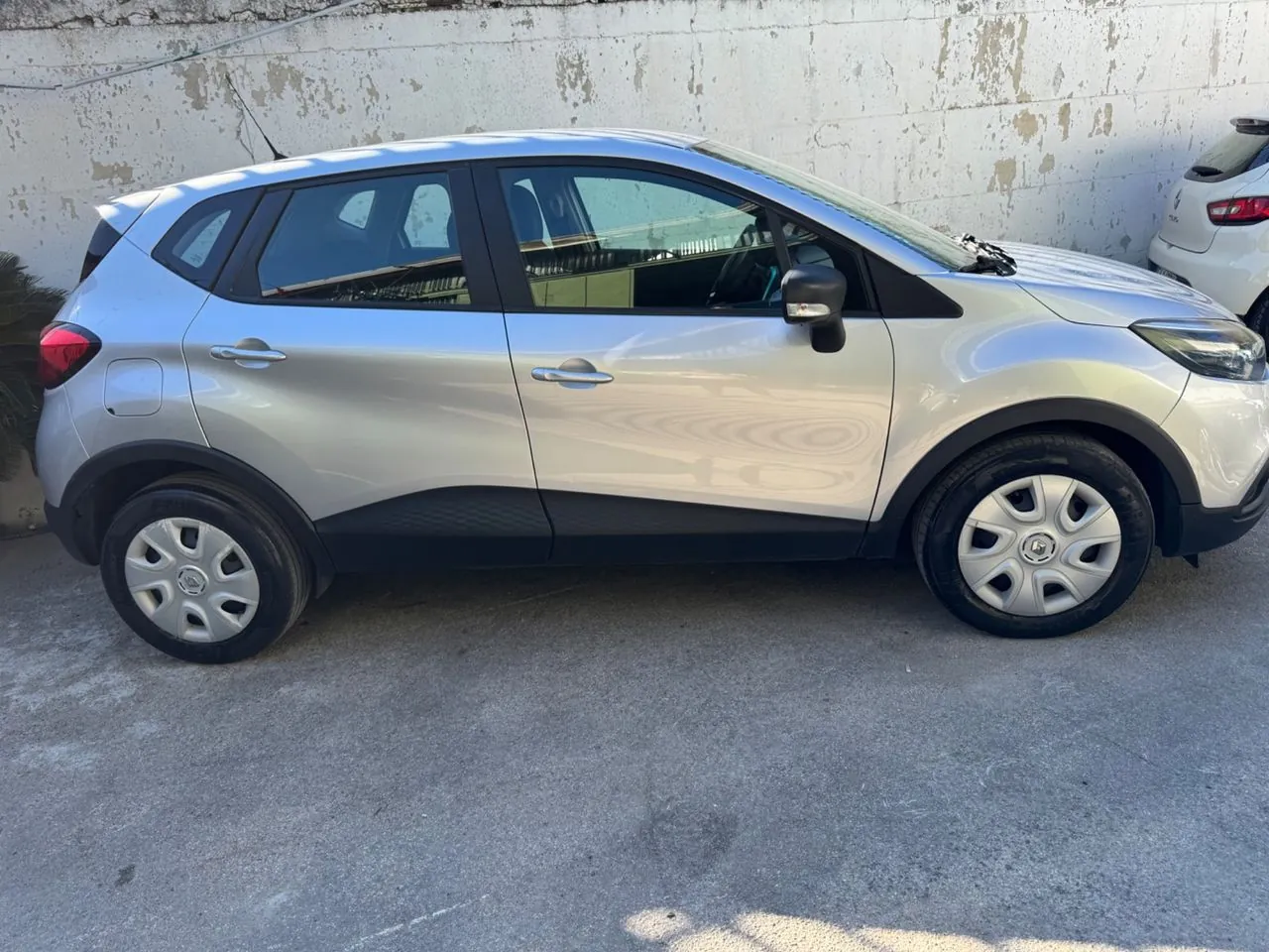 Renault Captur 2016 photo 2