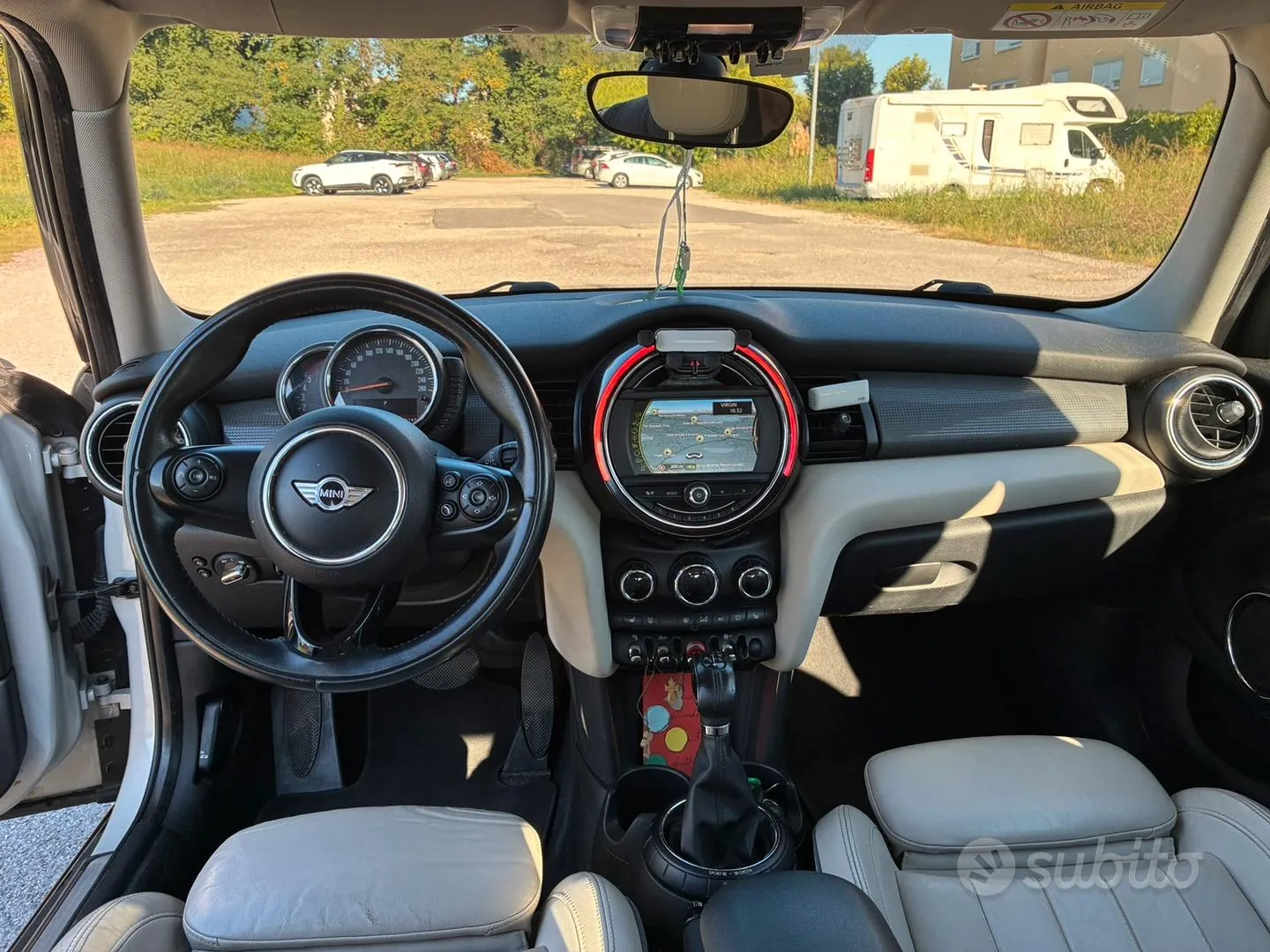 Mini Cooper 2015 photo 5