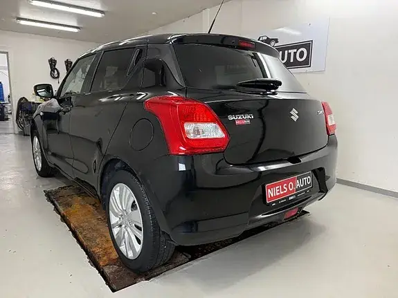 Suzuki Swift 2017 photo 3
