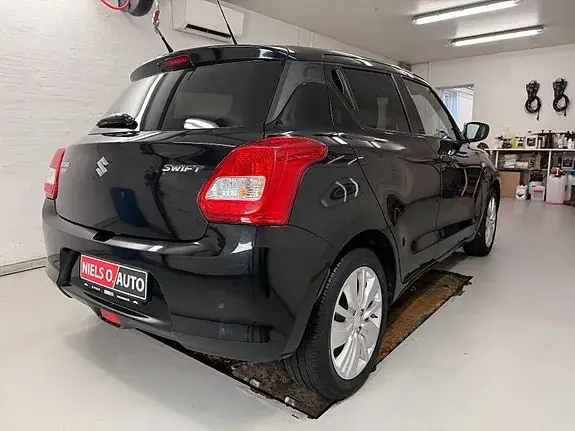 Suzuki Swift 2017 photo 4
