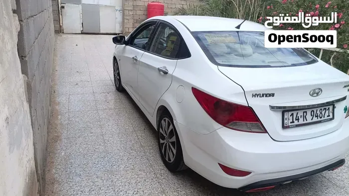 Hyundai Accent 2012 photo 2