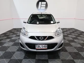 Nissan March 2015 photo 3