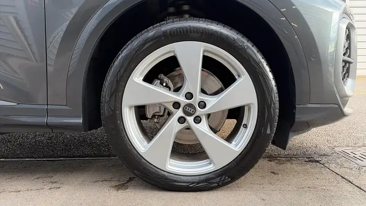 Audi Q5 2026 photo 5