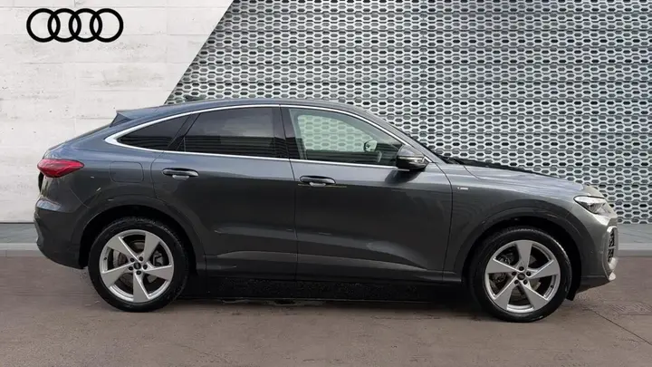 Audi Q5 2026 photo 4