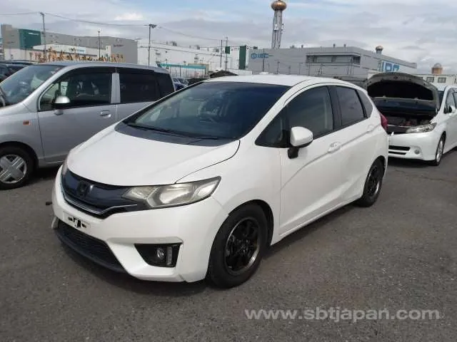 Honda Fit 2014 photo 2