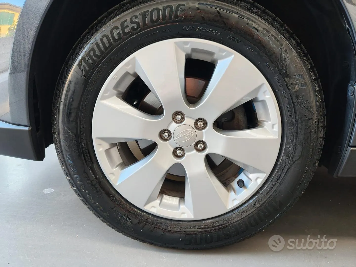Subaru Outback 2011 photo 4