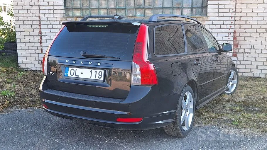 Volvo V50 2010 photo 3