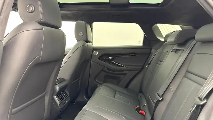 Land Rover Range Rover Evoque 2025 photo 4