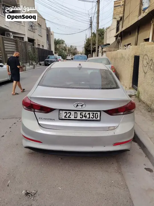 Hyundai Elantra 2018 photo 2
