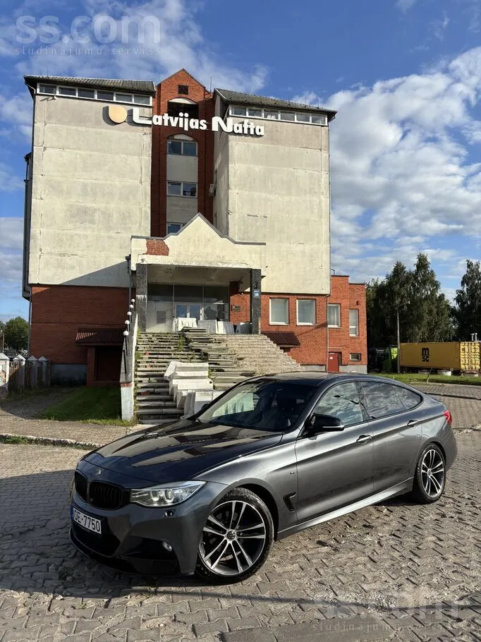 BMW 320 2015 photo 2