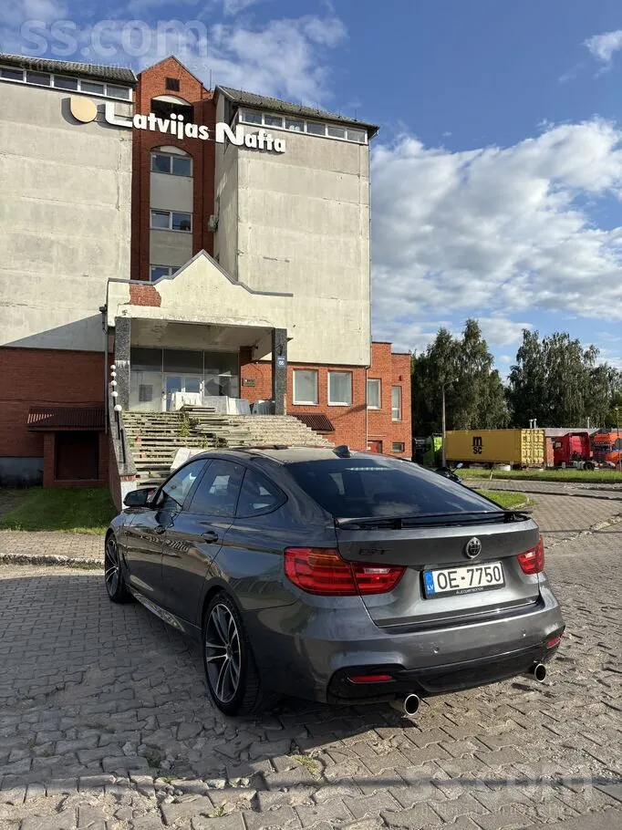 BMW 320 2015 photo 4