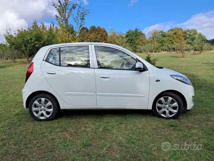 Hyundai I10 2011 photo 4