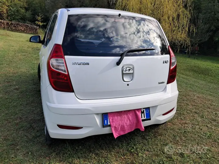 Hyundai I10 2011 photo 2