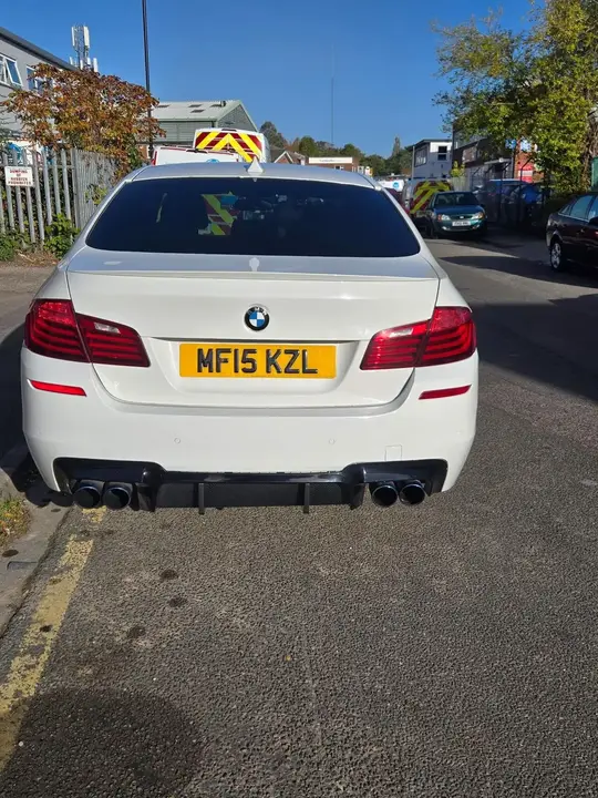 BMW 5 Series 2015 photo 4