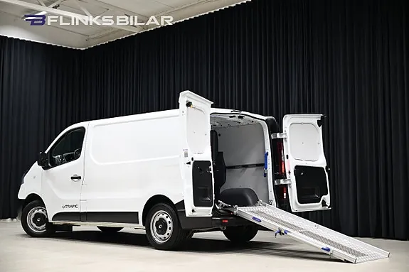 Renault Trafic 2019 photo 3