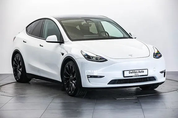 Tesla Model Y 2024 photo 3