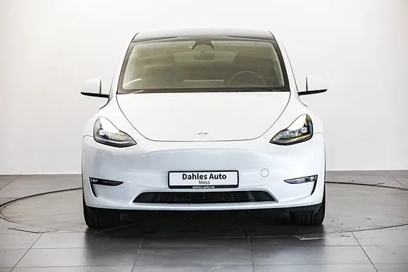 Tesla Model Y 2024 photo 4