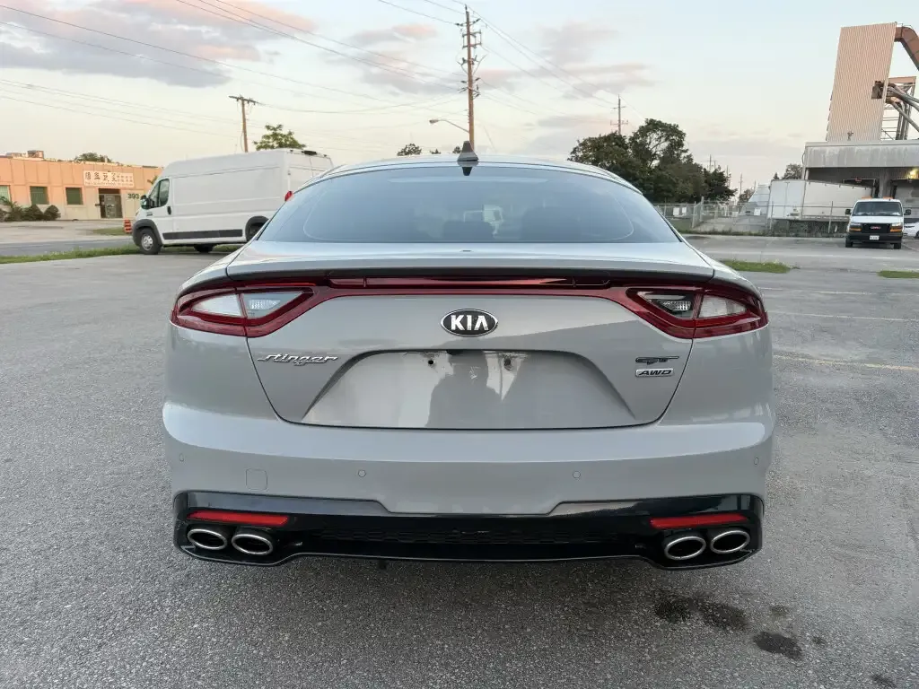 Kia Stinger 2018 photo 4